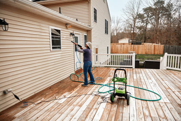 Garage Pressure Washing in Glendale, WI